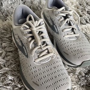 Brooks Ghost 13 Running Sneakers